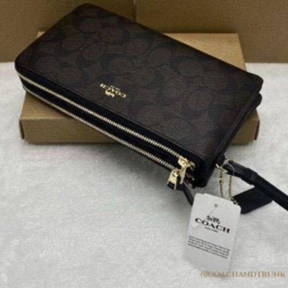NWT COACH DOUBLE Corner Zip Wristlet In Signature "C" Dark Brown Gold Accents - Picture 12 of 14
